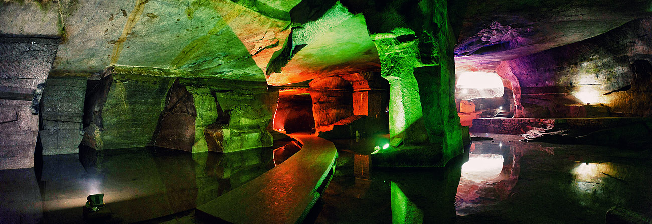 Huangshan Misterious Grottos